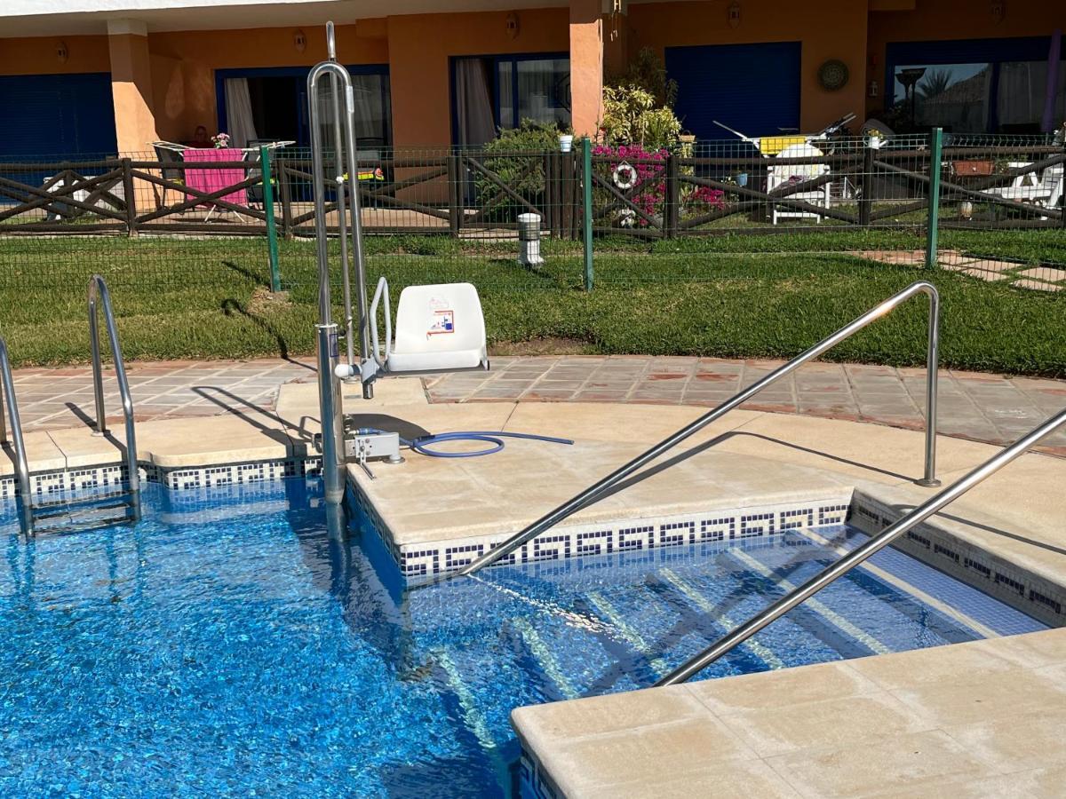 Апартаменты Puerto De La Duquesa Minimum 3 Nuits Манилва Экстерьер фото