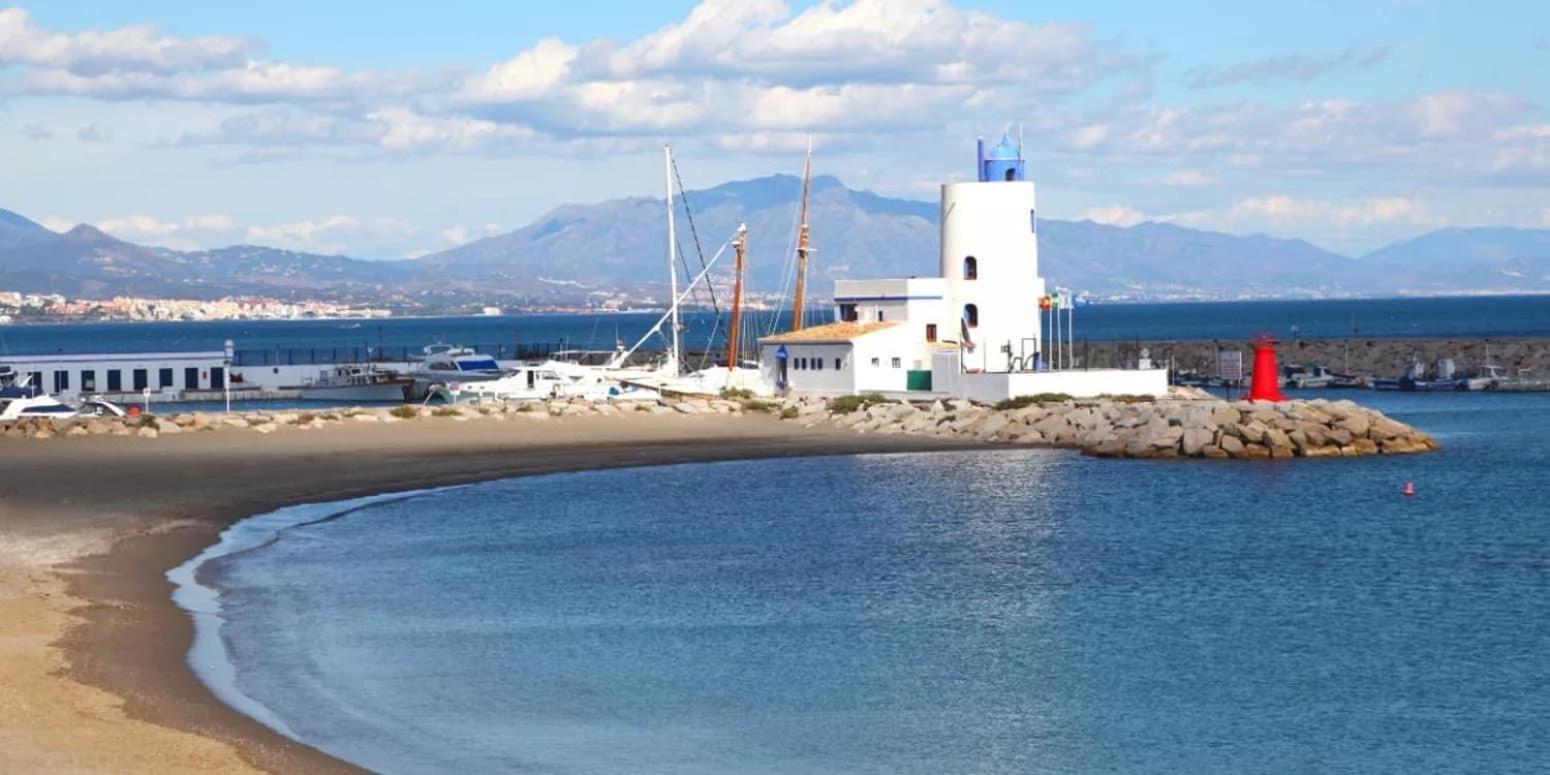 Апартаменты Puerto De La Duquesa Minimum 3 Nuits Манилва Экстерьер фото